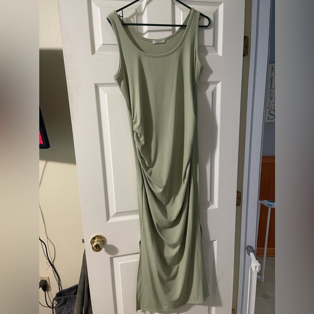 Maternity bodycon mid length dress